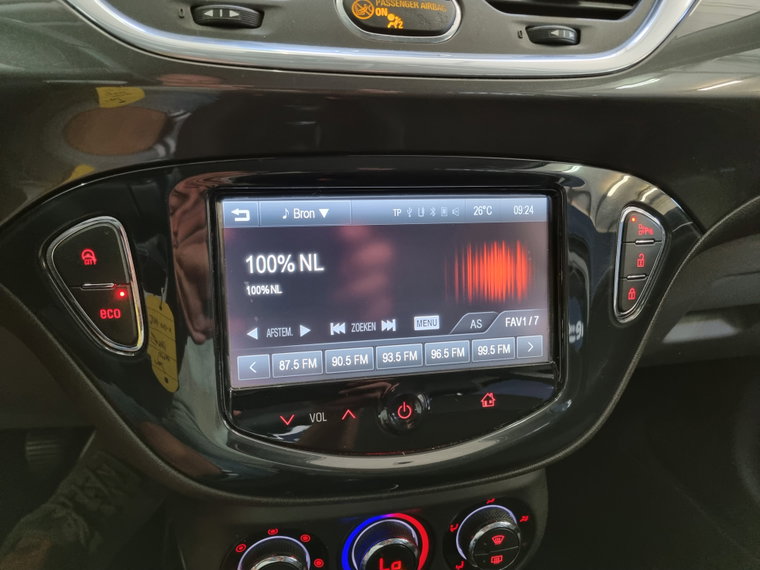 Vehicle Image 38