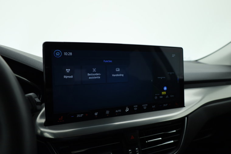 Vehicle Image 25