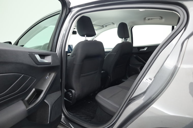 Vehicle Image 37