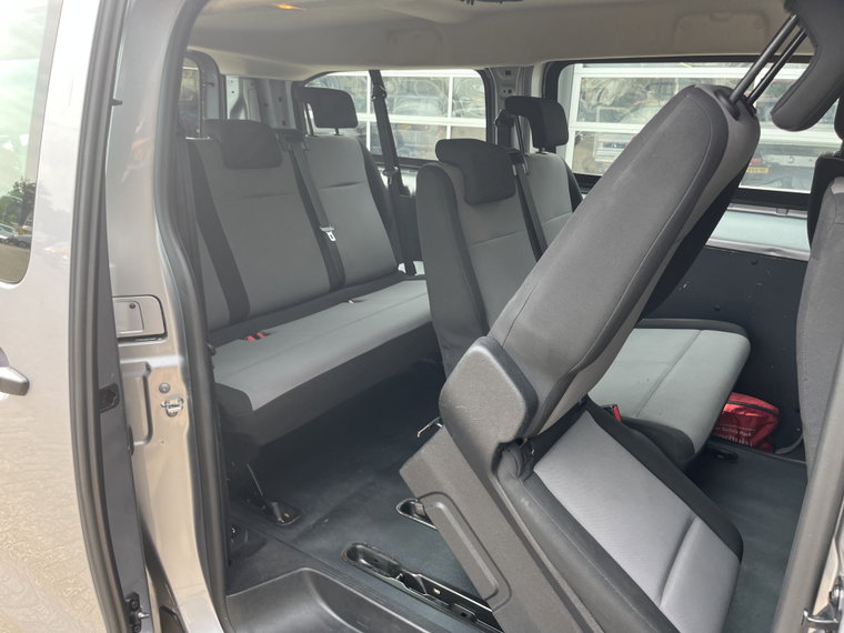 Vehicle Image 27