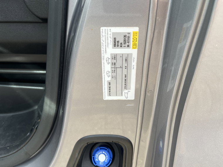 Vehicle Image 30