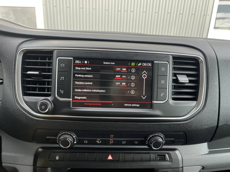 Vehicle Image 31