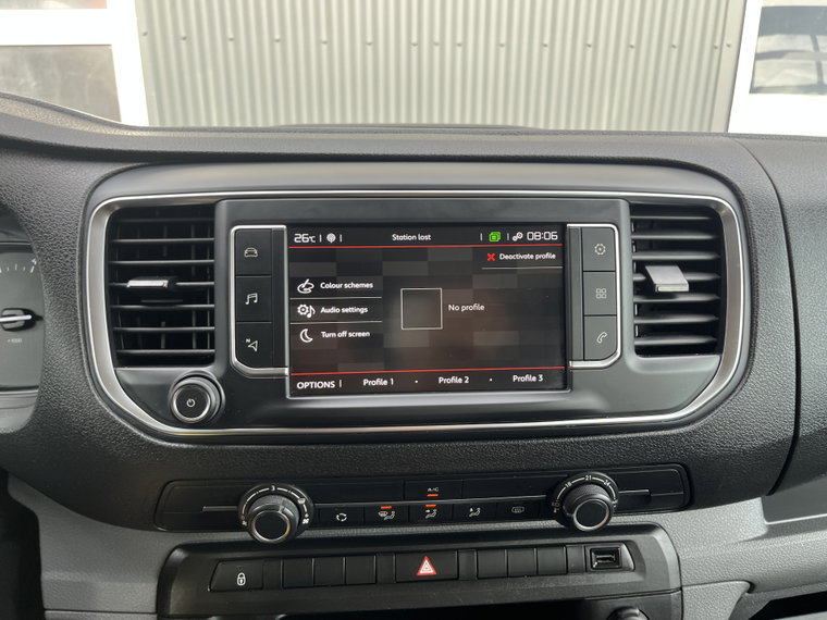 Vehicle Image 35