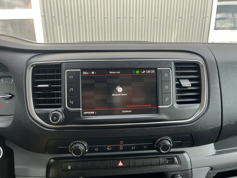 Vehicle Image 37