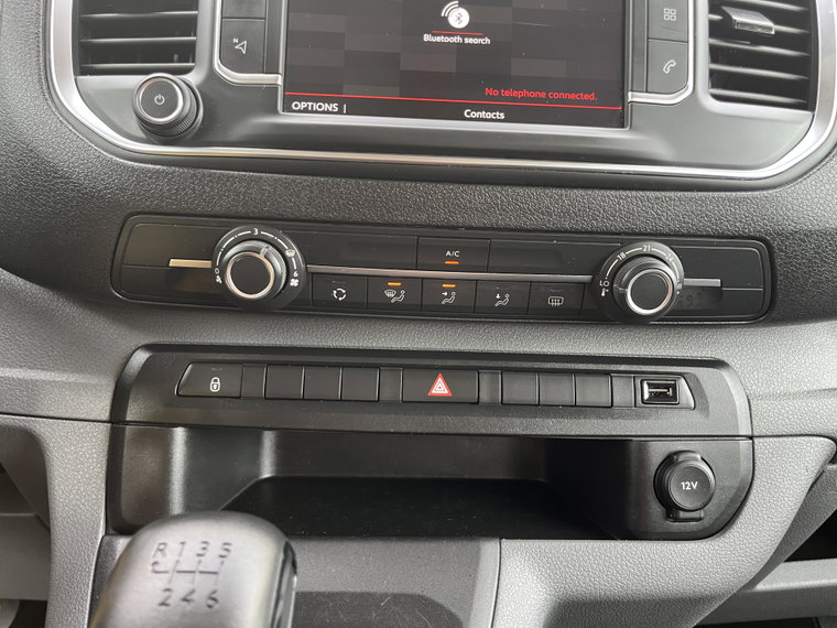 Vehicle Image 38