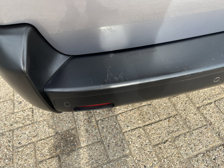 Vehicle Image 42