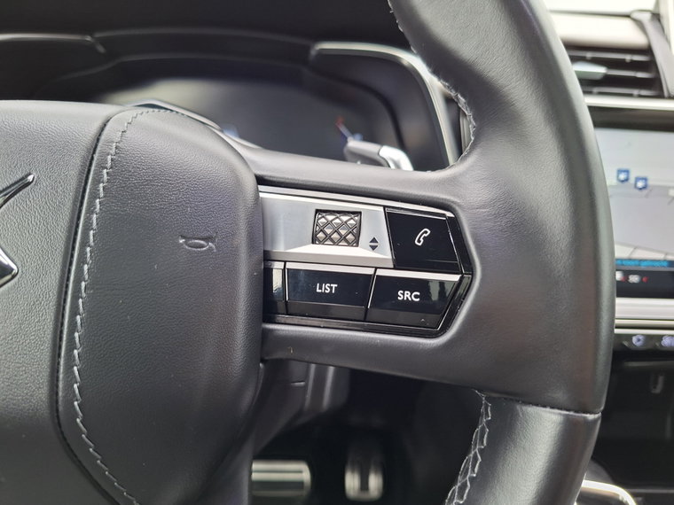 Vehicle Image 33