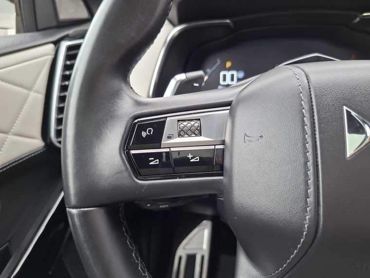 Vehicle Image 34