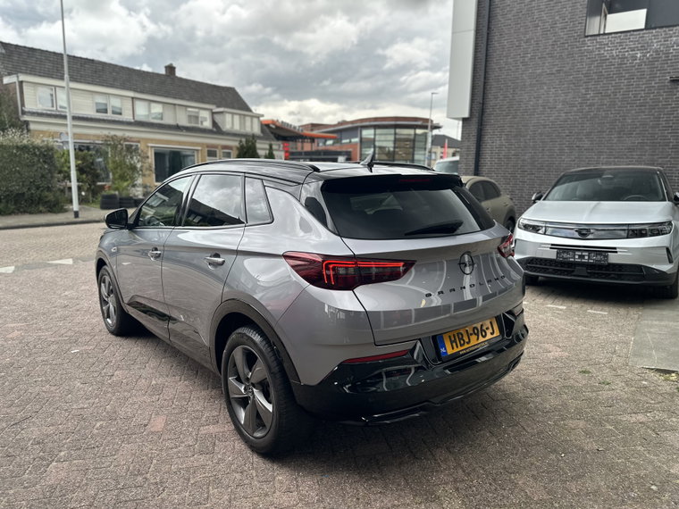 Vehicle Image 39