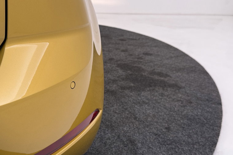 Vehicle Image 35