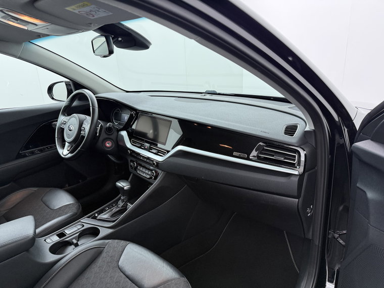 Vehicle Image 40