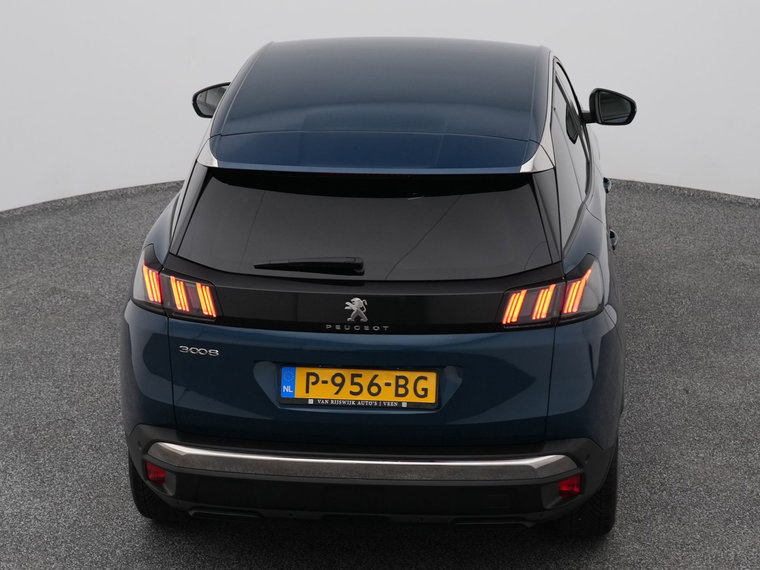 Vehicle Image 28