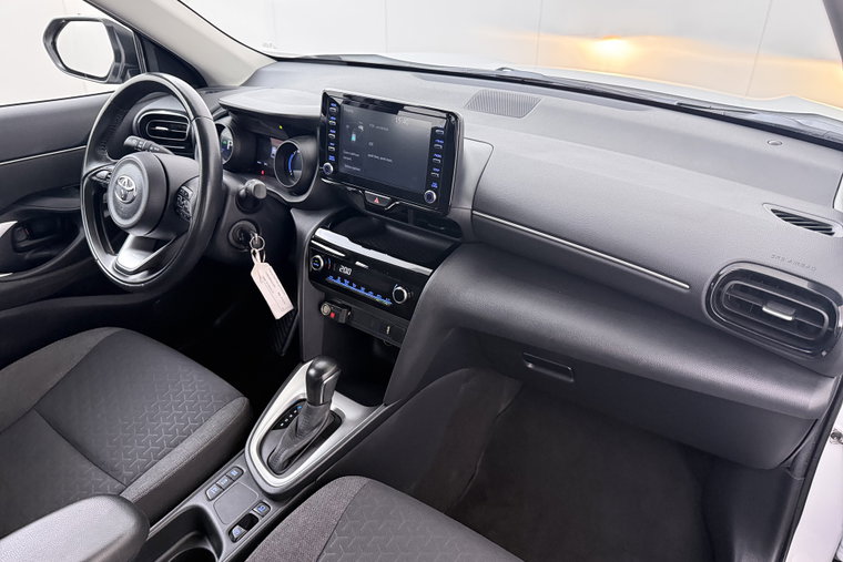 Vehicle Image 14