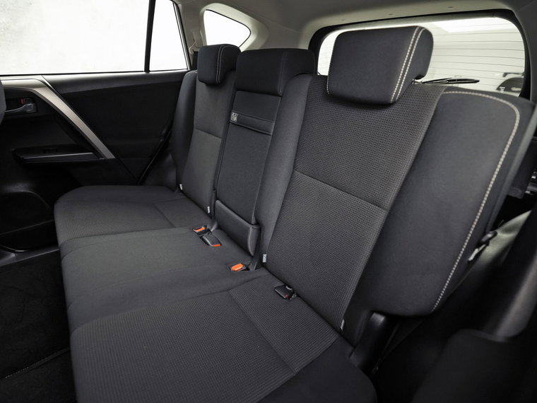 Vehicle Image 15