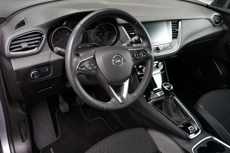 Vehicle Image 18