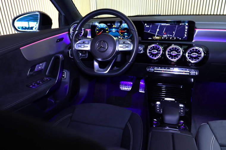 Vehicle Image 35