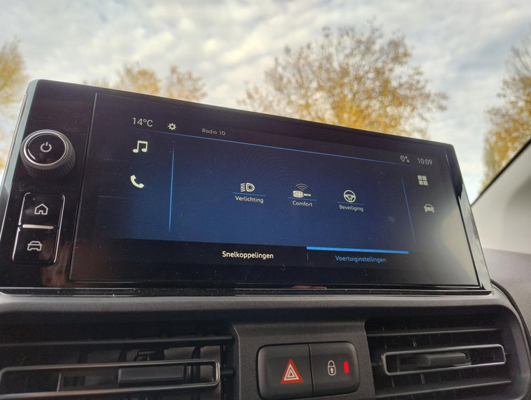 Vehicle Image 50