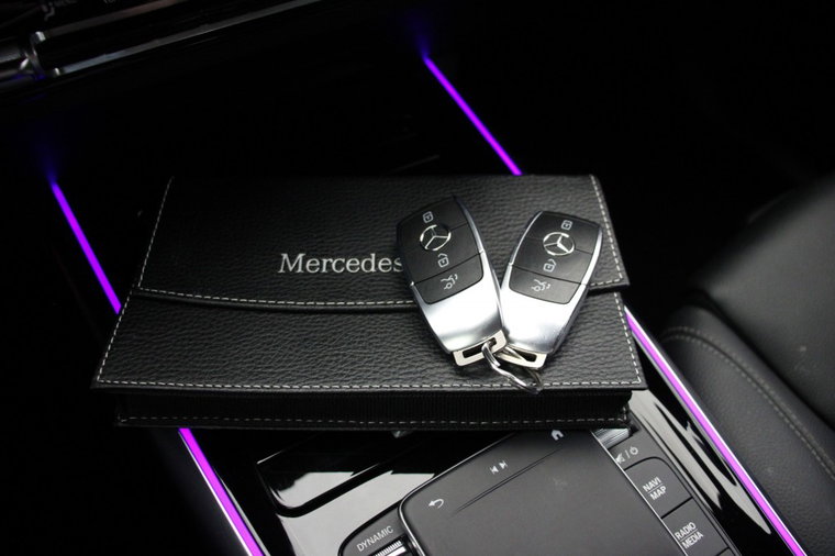 Vehicle Image 33