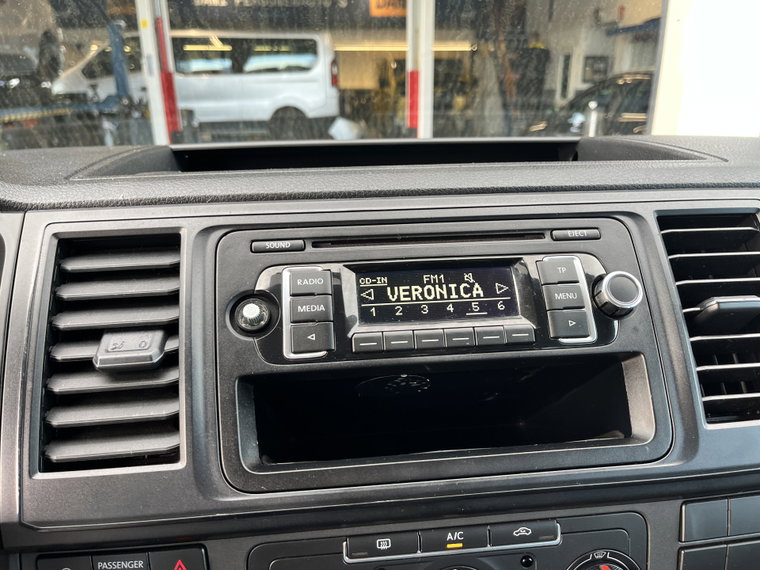 Vehicle Image 29