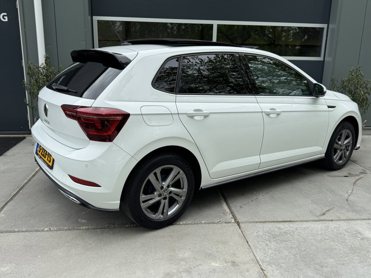 Vehicle Image 38