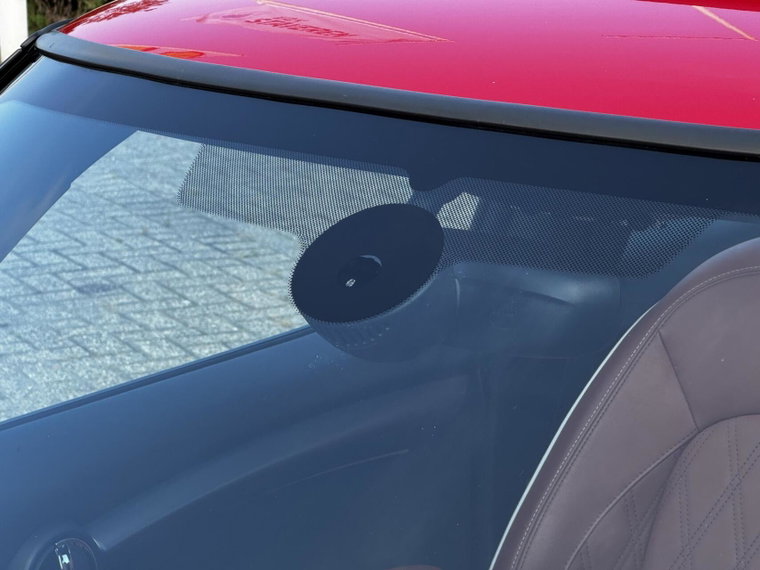 Vehicle Image 33