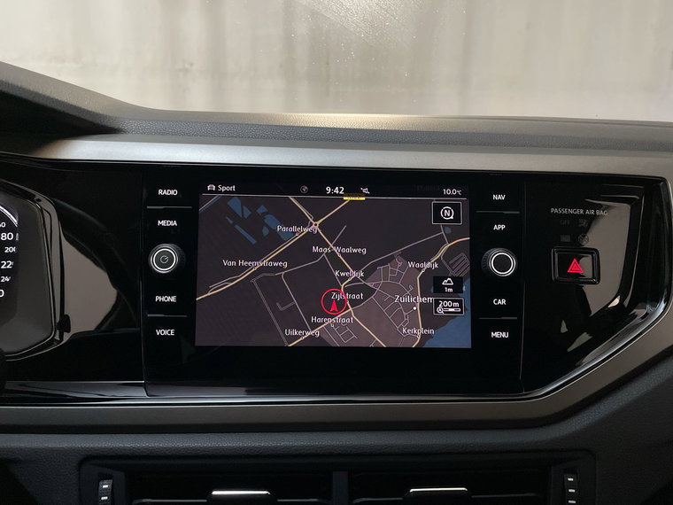 Vehicle Image 11