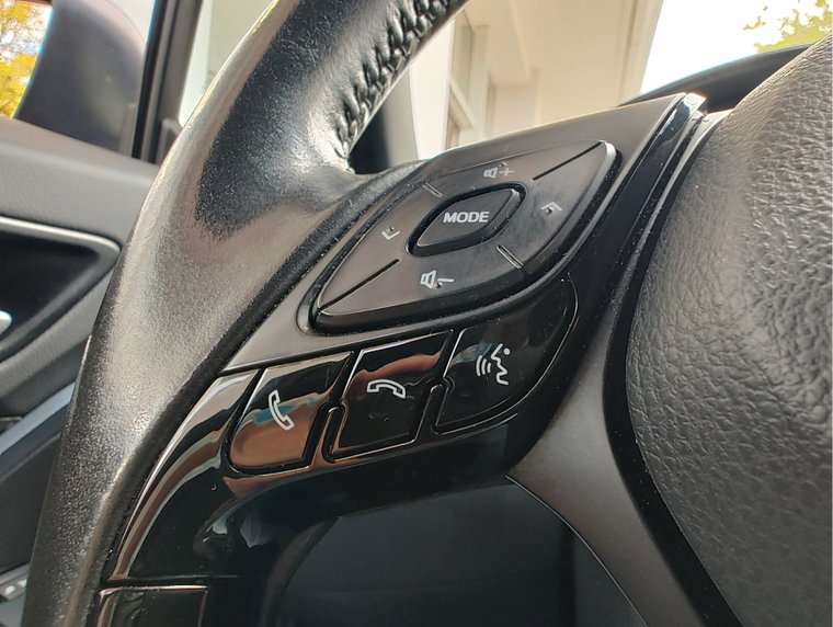 Vehicle Image 21