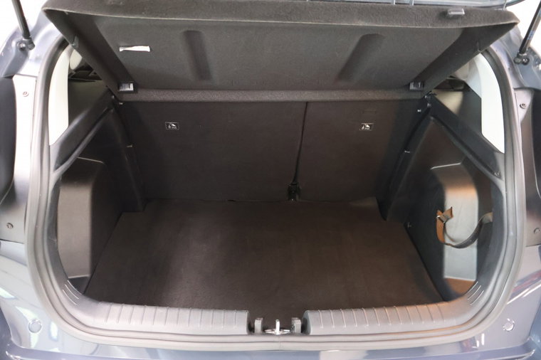 Vehicle Image 33