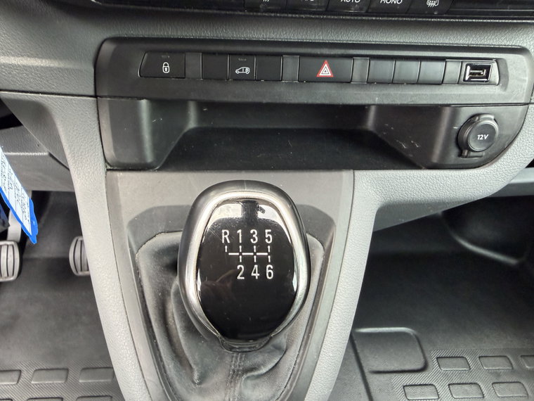 Vehicle Image 41