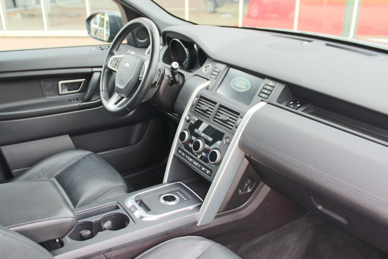 Vehicle Image 17