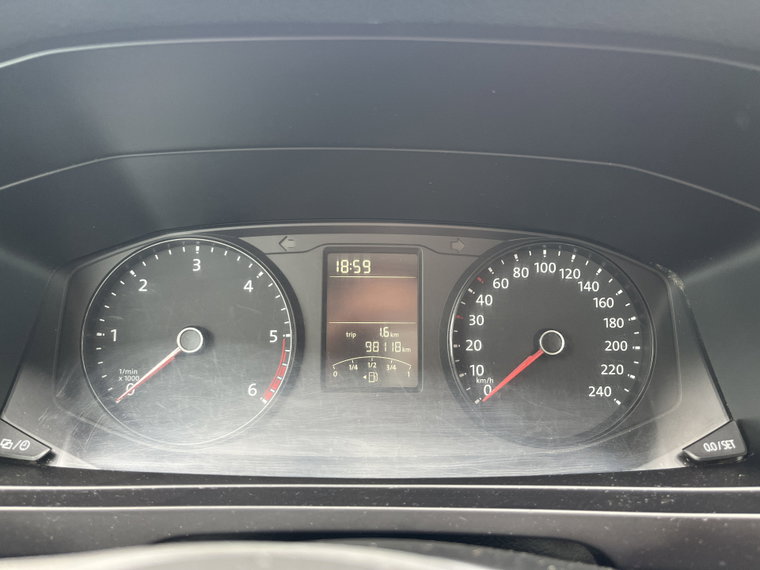 Vehicle Image 38