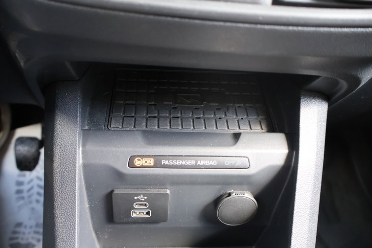 Vehicle Image 37