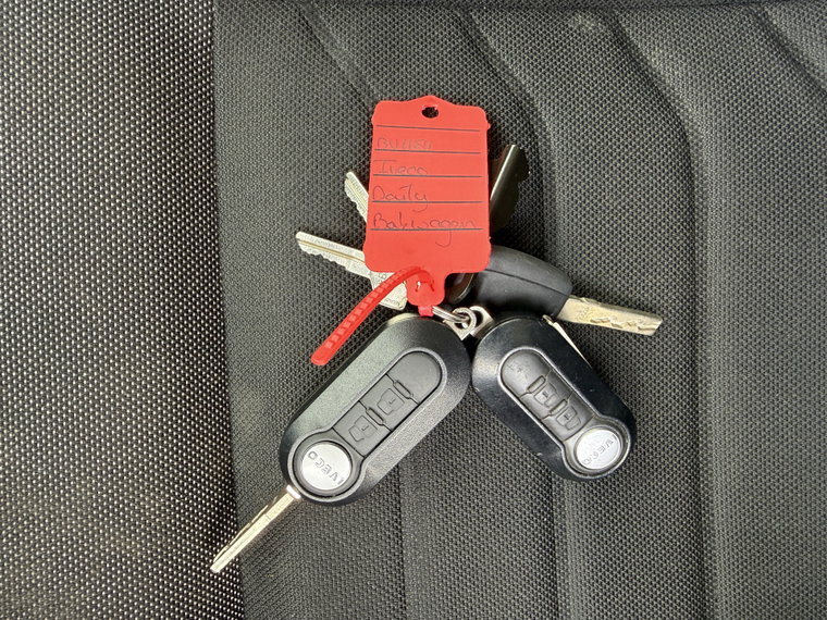 Vehicle Image 27