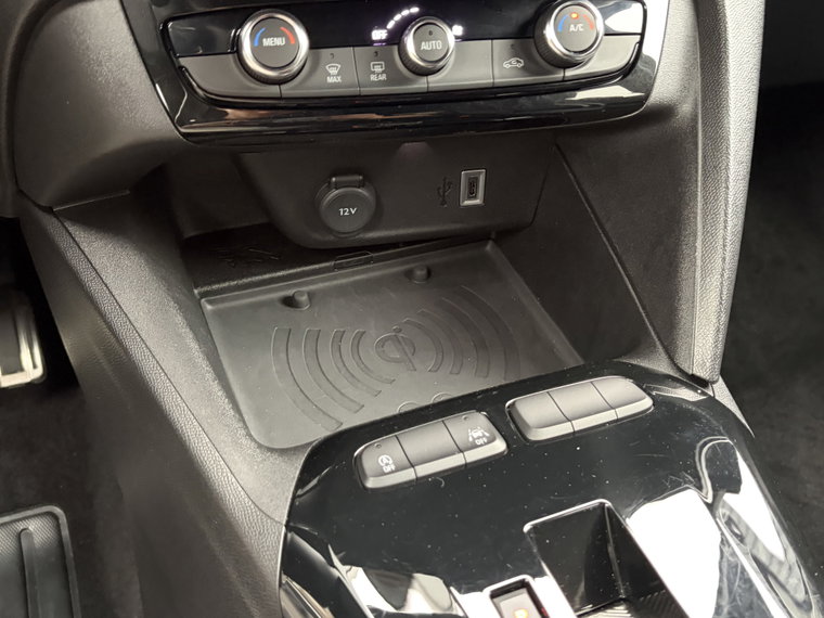 Vehicle Image 35