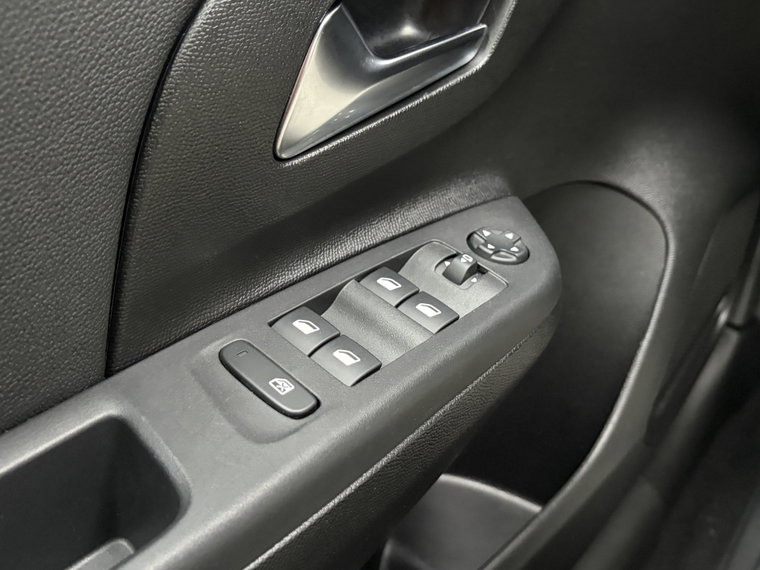 Vehicle Image 45