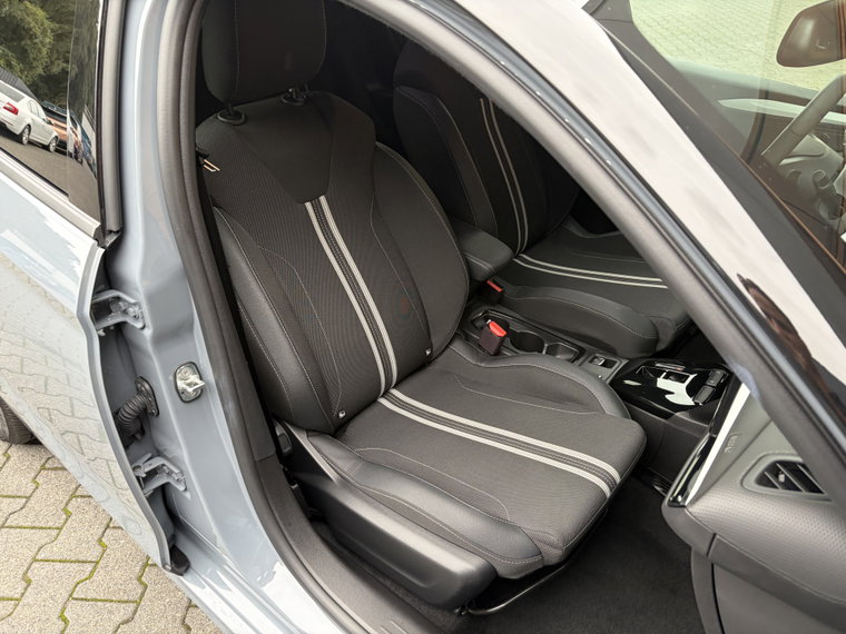 Vehicle Image 49