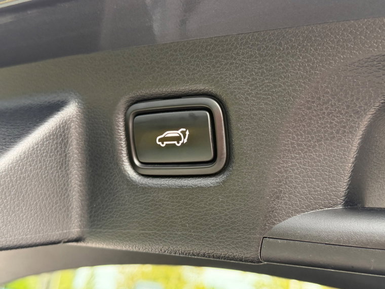 Vehicle Image 45