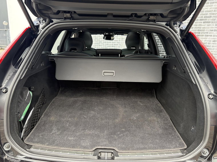 Vehicle Image 28