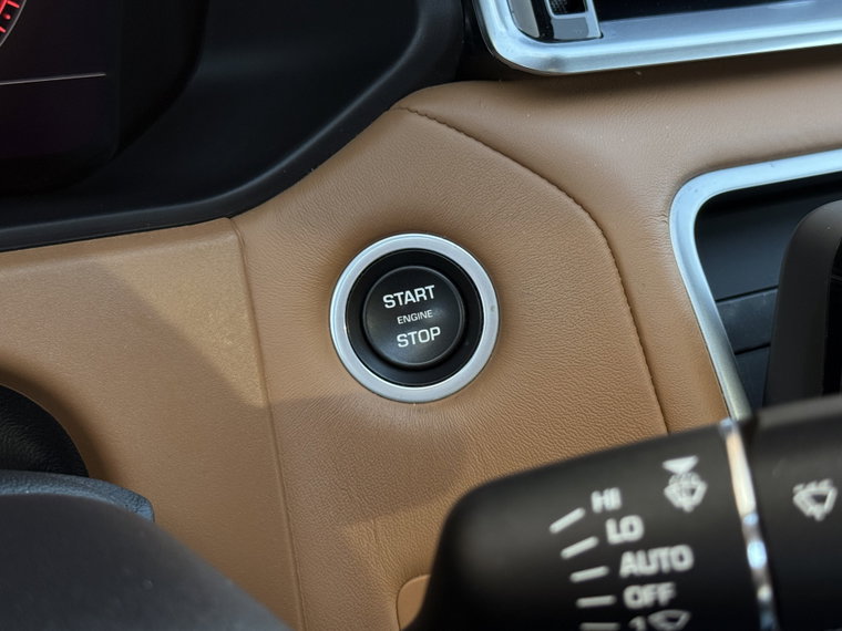Vehicle Image 33
