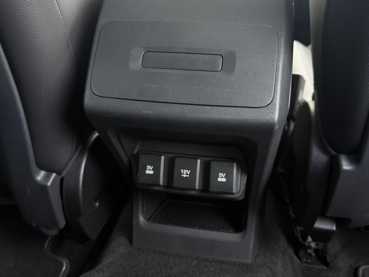 Vehicle Image 24