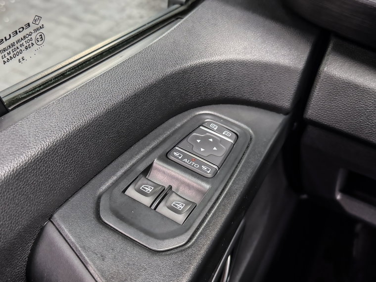Vehicle Image 48
