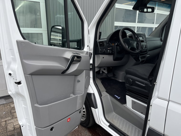 Vehicle Image 39