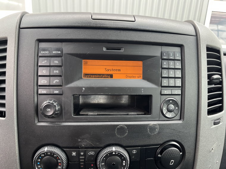 Vehicle Image 41