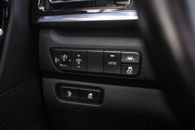 Vehicle Image 26
