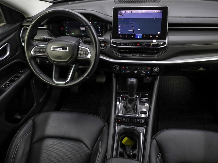 Vehicle Image 38