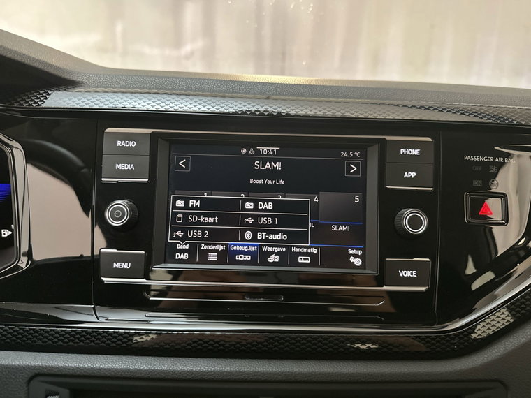Vehicle Image 19