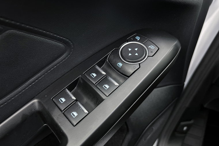 Vehicle Image 22