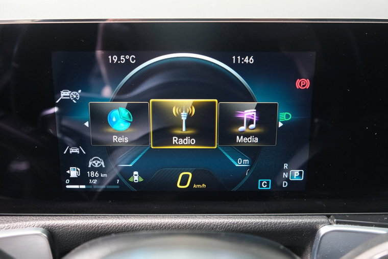 Vehicle Image 36