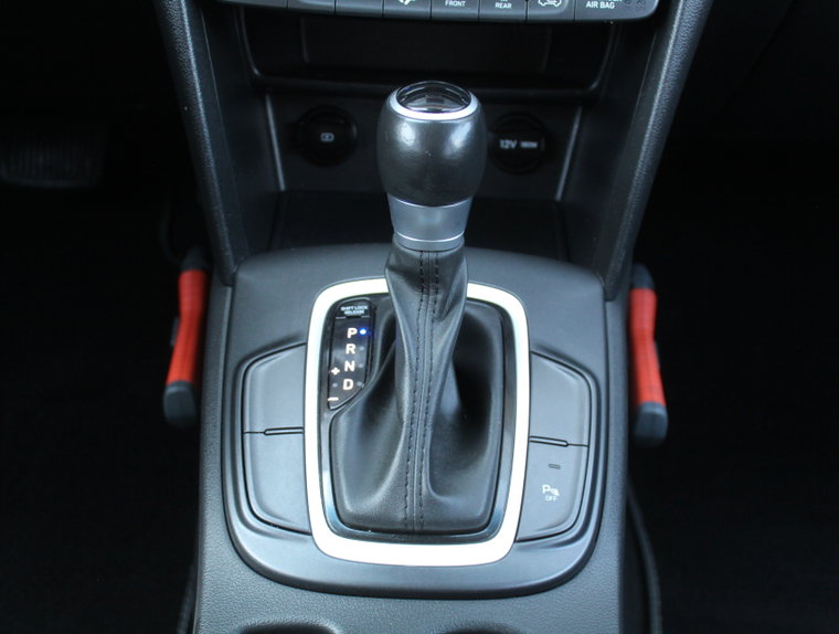 Vehicle Image 23