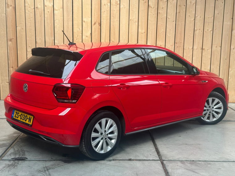 Vehicle Image 38